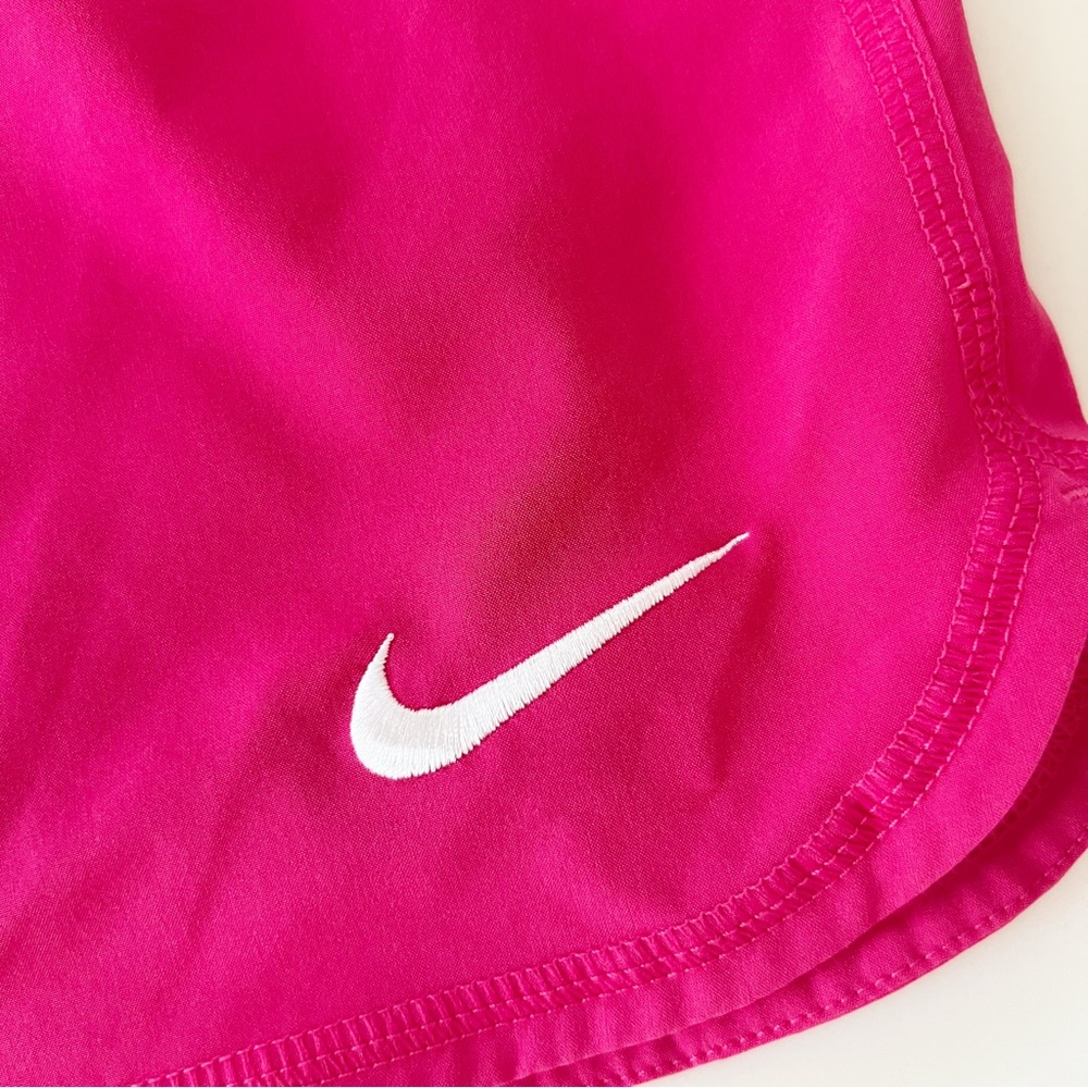 Nike Women's Phantom 2-in-1 Running /Training Shorts in Hyper Pink & Black - Picture 3 of 14